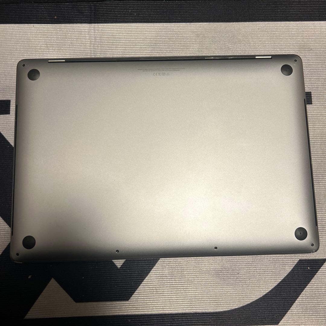 MacBook Pro 2019 16インチCore i9 /16GB /1TB
