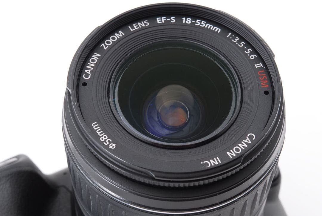 Canon EOS Kiss X10 + Canon EF 18-55㎜　USM