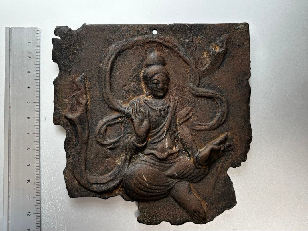 時代　菩薩押出仏　仏像（金工仏）