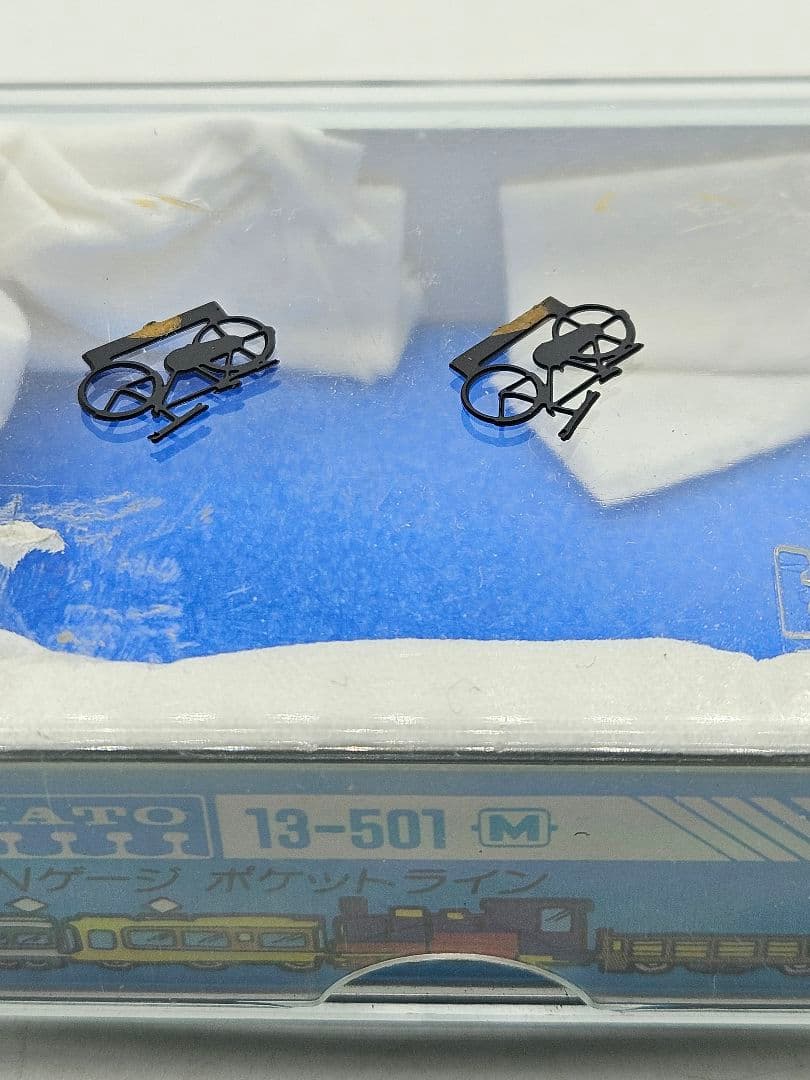 鉄道模型 赤と灰色 小型　キハ2？