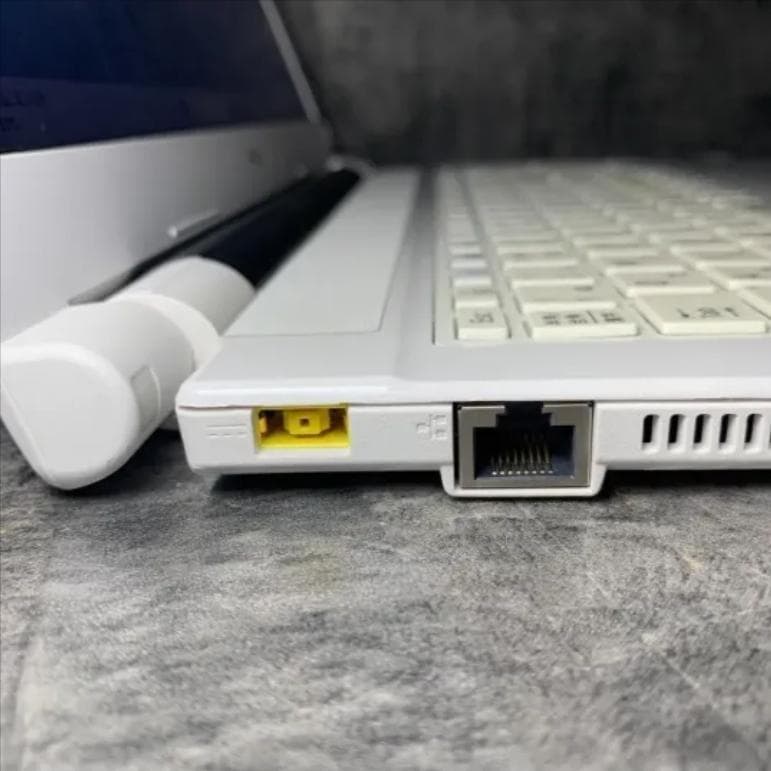 とも★SSD Windows11 office2024 初期設定済