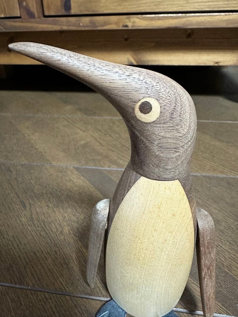 ペンギン　置物　The Salt Penguin