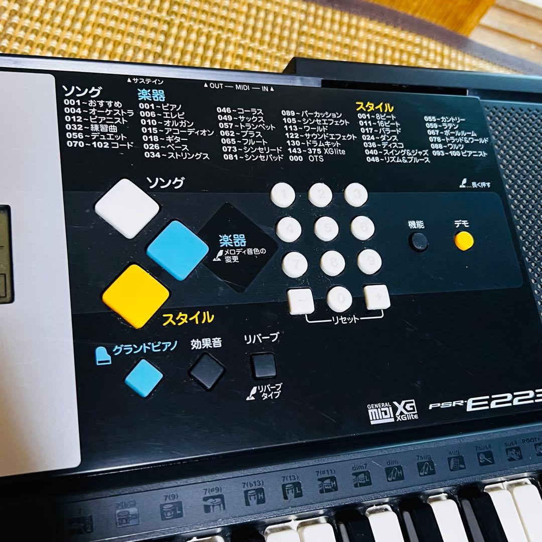YAMAHA　PSR-E223　キーボード