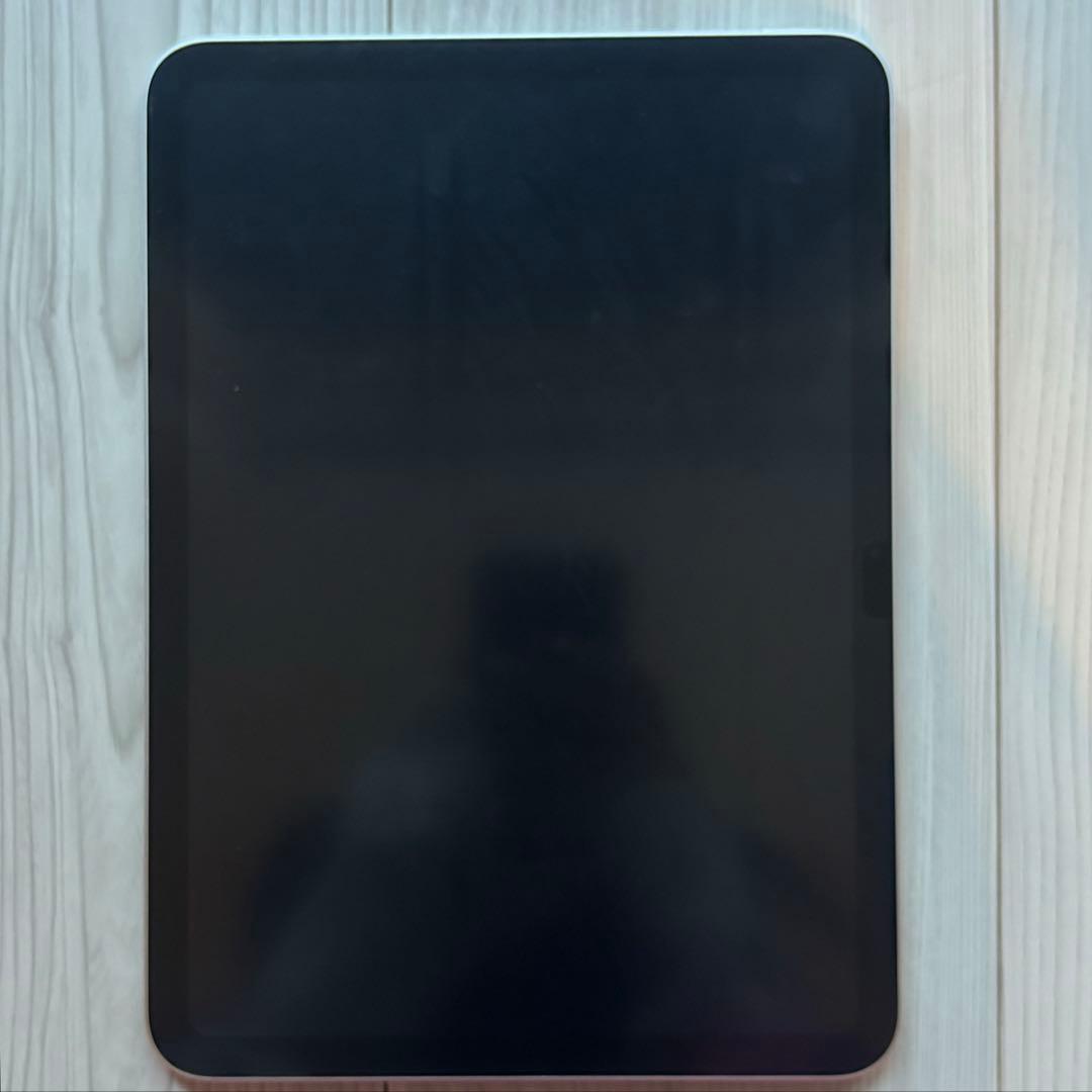 【美品】iPad 第10世代 シルバー wifiモデル 256GB