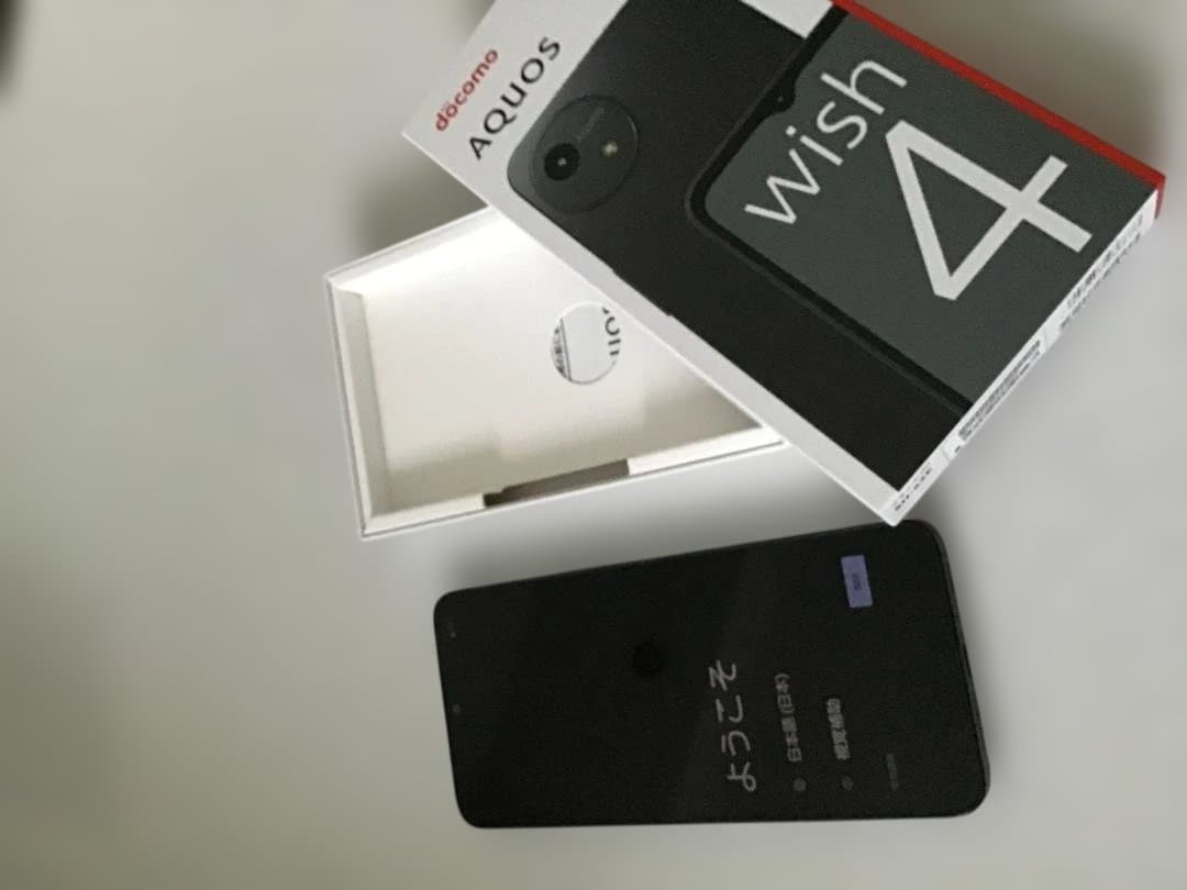 docomo AQUOS Wish 4 SH-52E ブラックです！！