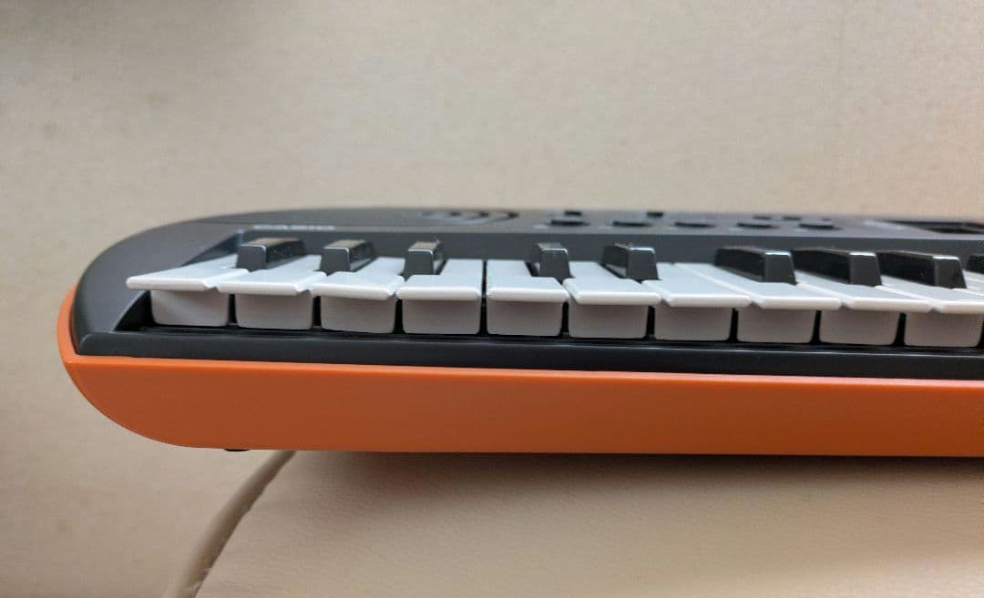 CASIO SA-76 ミニキーボード 44鍵　アダプター付