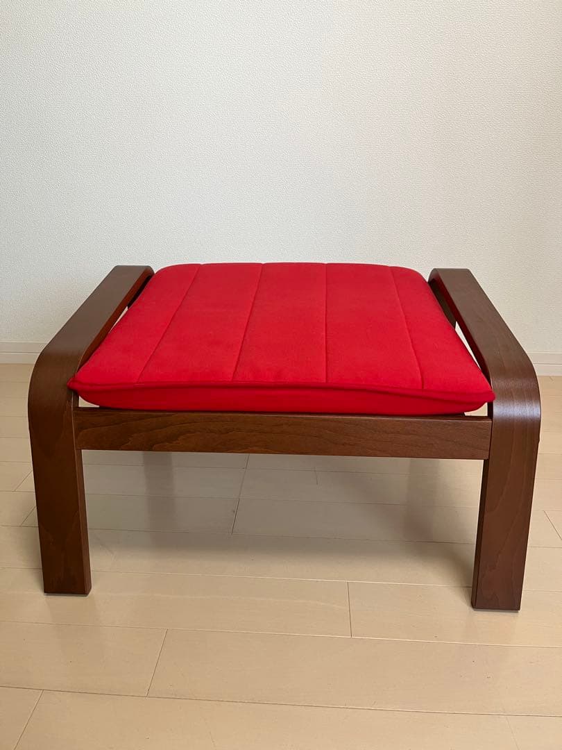 IKEA ポエング　 パーソナルチェア＆オットマン　 赤　クッション付