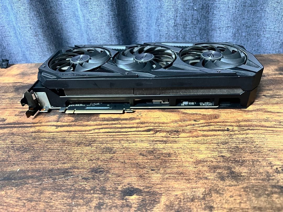 グラフィックボード・グラボ・ビデオカード ASUS ROG STRIX RTX3090 O24G GAMING 122