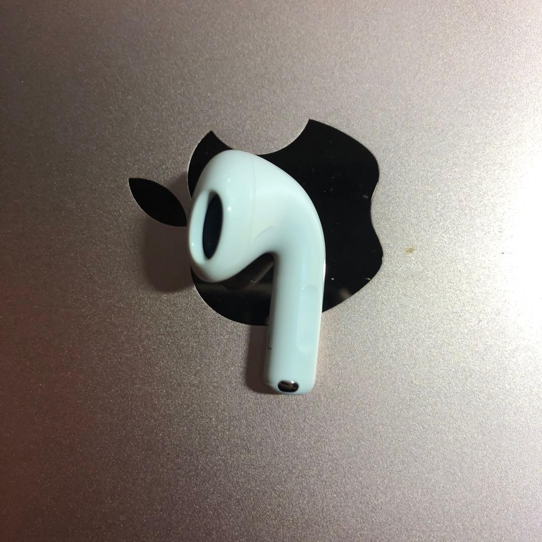 Apple AirPods 第4世代　A3050 3053 左側　左耳　左