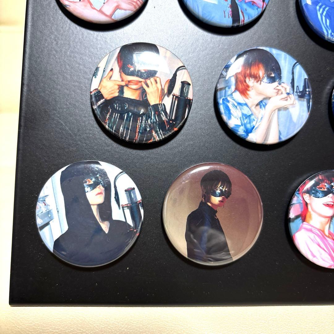 美品‼️ 超学生　缶バッジ　キーホルダー　25個　まとめ売り　スタンド付き　磁石