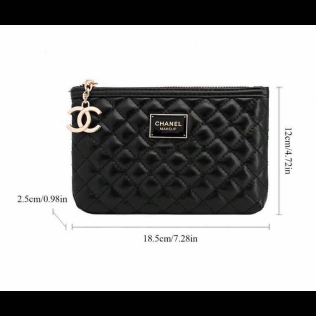 CHANEL メイクポーチ ブラック