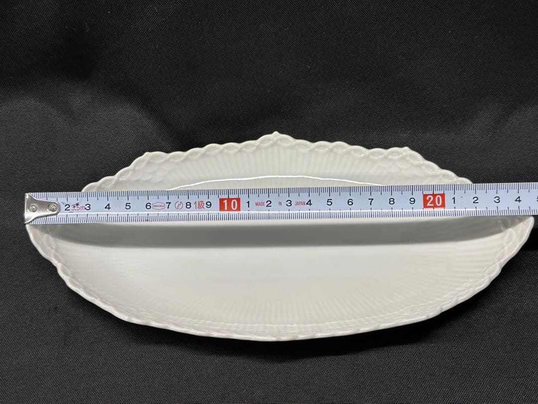 【美品】  ホワイトフルーテッド　ピクルス　2P