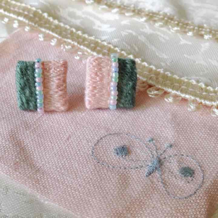 ミナペルホネン✩*॰スクエアピアス✩*॰