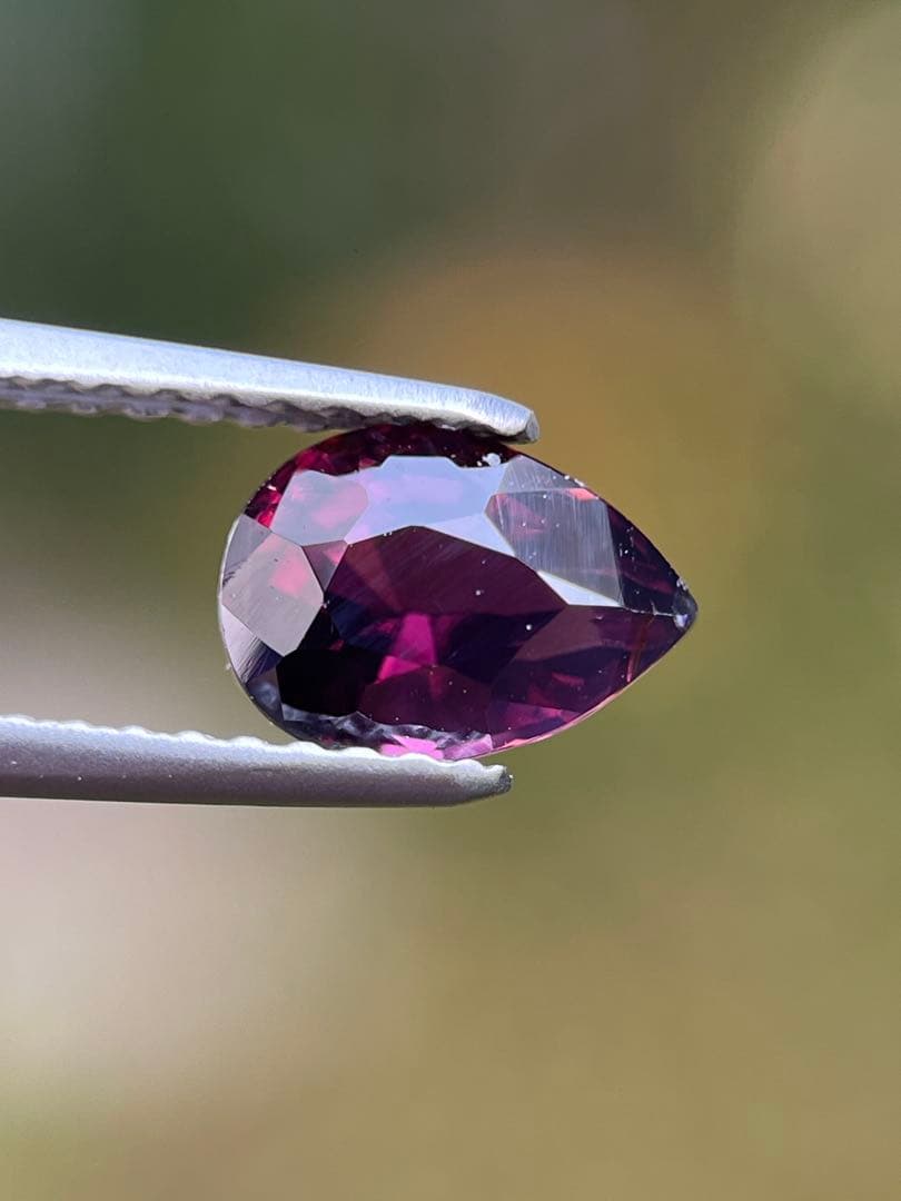 レッドスピネル1.29ct purplish red spinel