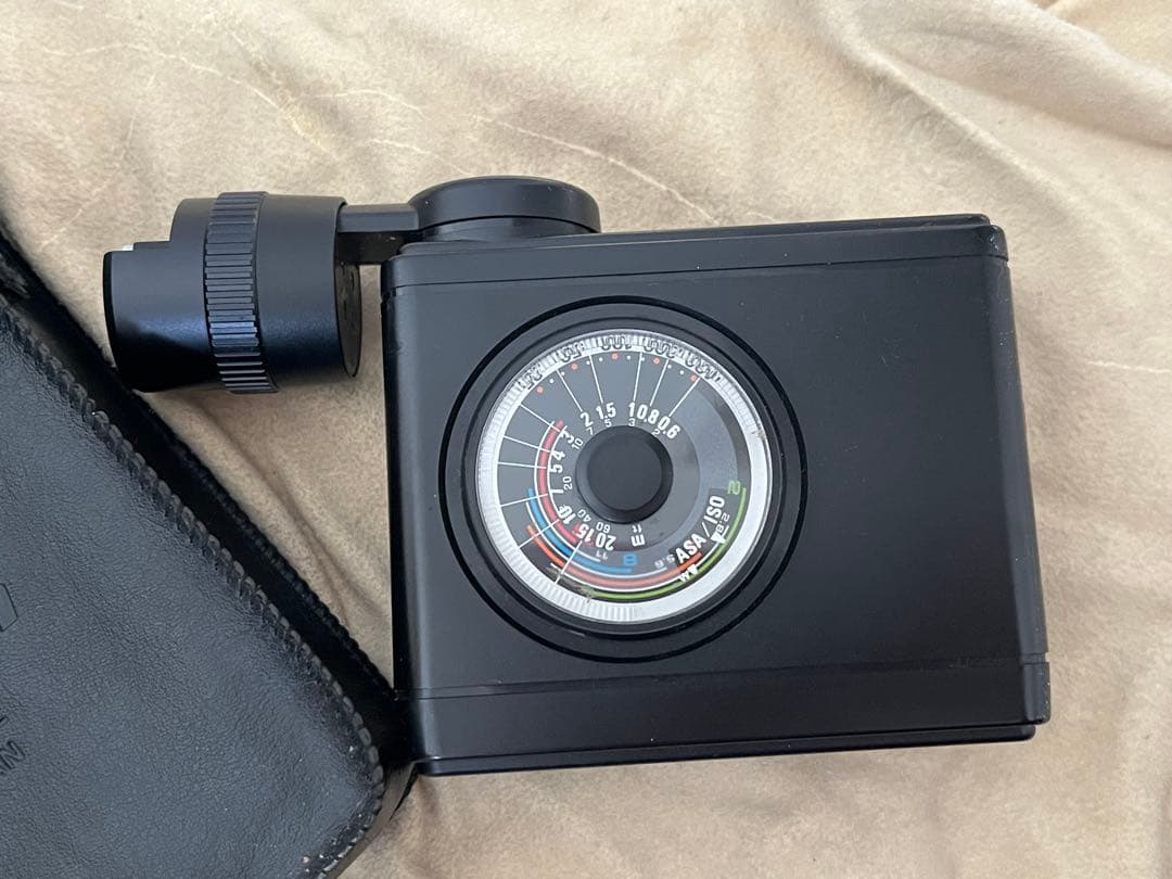 Nikon F3 HP 一眼レフカメラ・SB-12、MD-4、プロストラップ付き