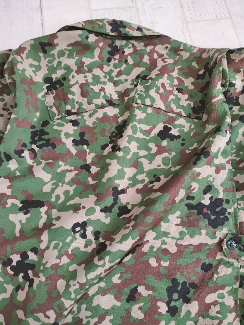 迷彩戦闘服セット（長袖ジャケット・パンツ）PX品