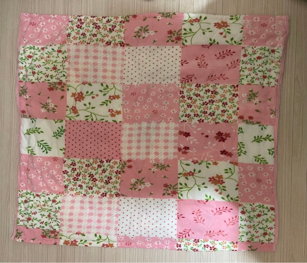 ツムツム　ニット&クロシェ　ブランケット　ひざかけ