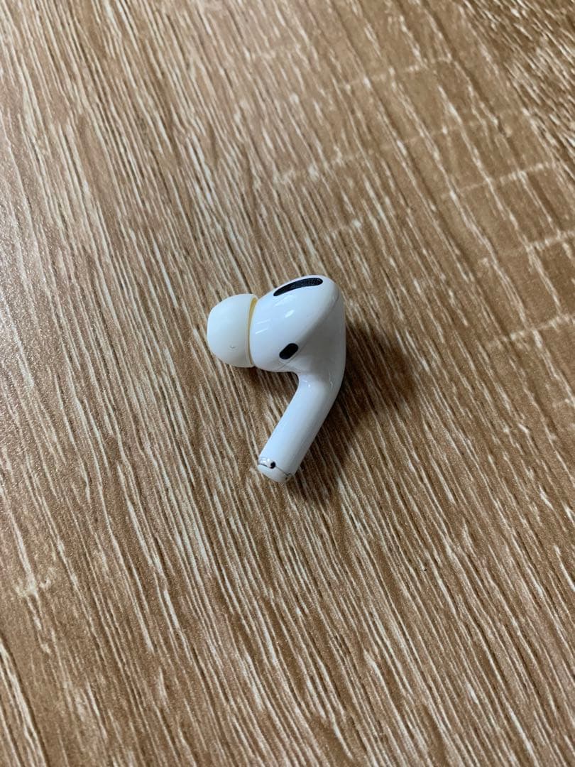 AirPods Pro （本体＋両耳イヤホン）