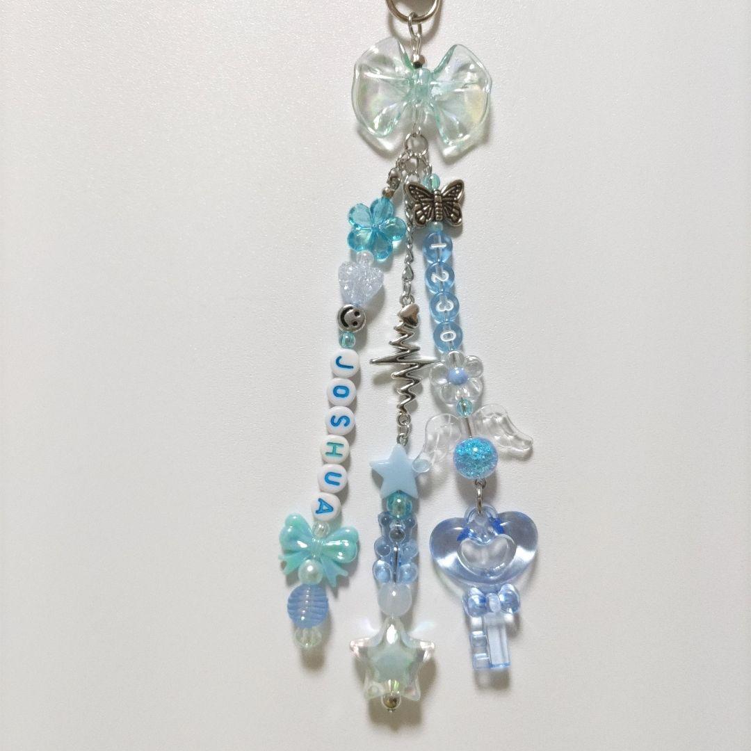 オーダー受付中✨️専用ページ♡ビーズキーホルダー 韓国 y2k コレクトブック