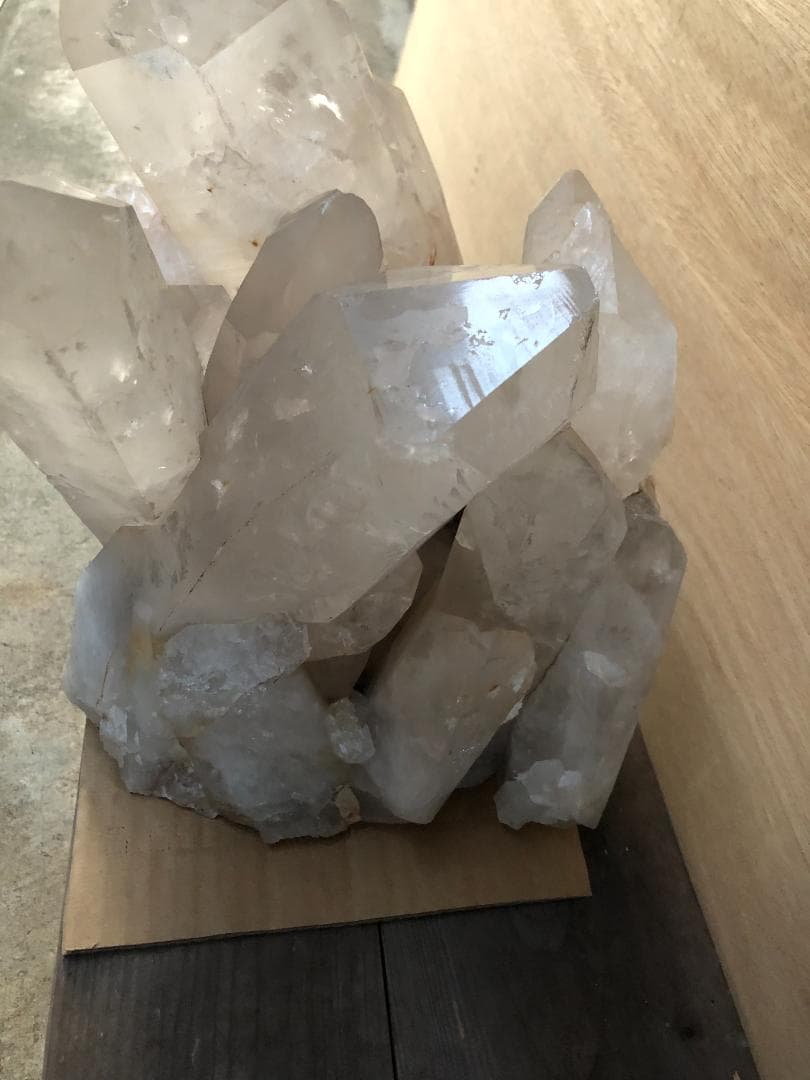 【格安】水晶 クラスター 原石 特大　約２０ｋｇ