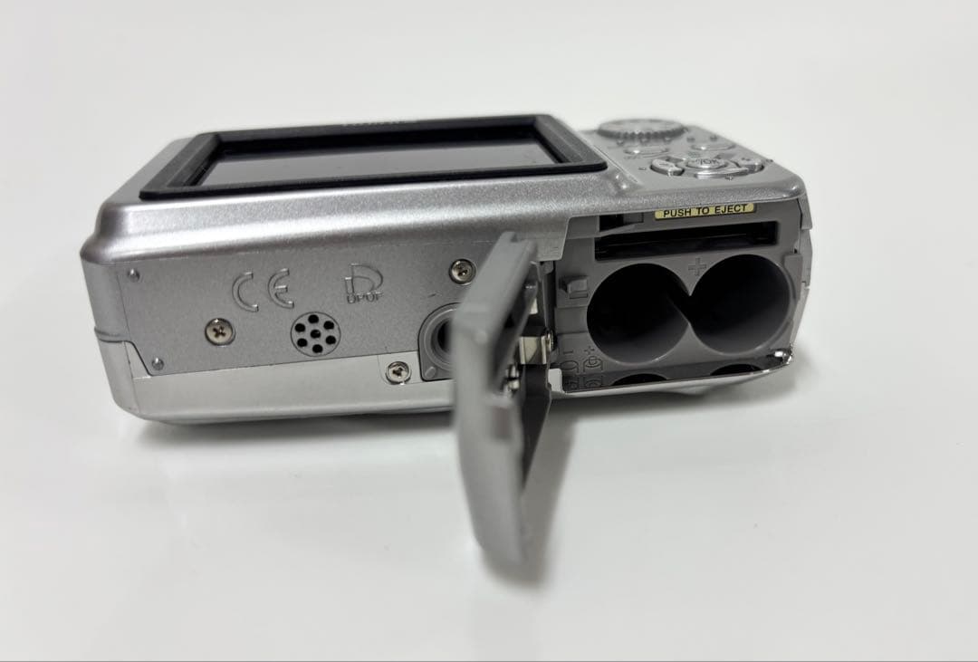 FUJIFILM FinePix A800 8.3メガピクセル デジタルカメラ