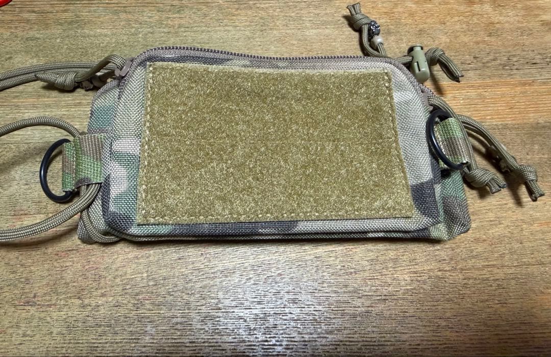 希少 VOLKタクティカルギア　マルチ セパレート ウォレット ポーチ