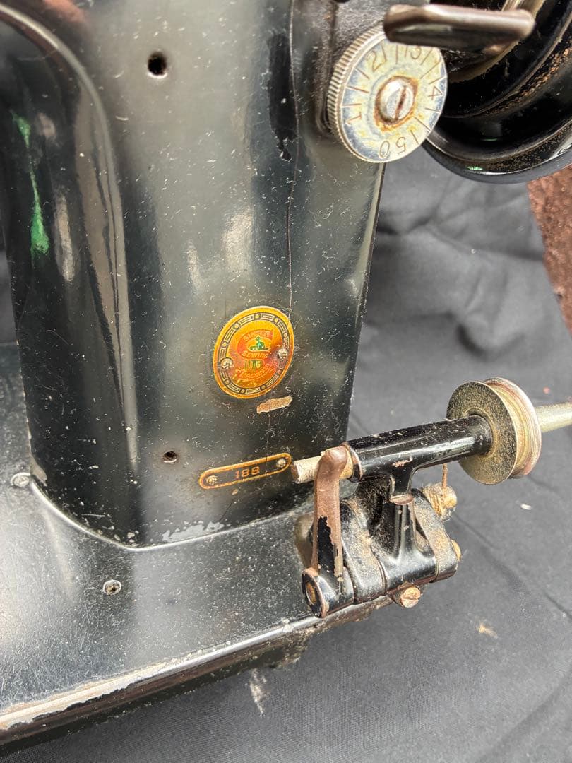 稼動品　SINGER 188 工業用ミシン 本体 黒金 シンガー アンティーク