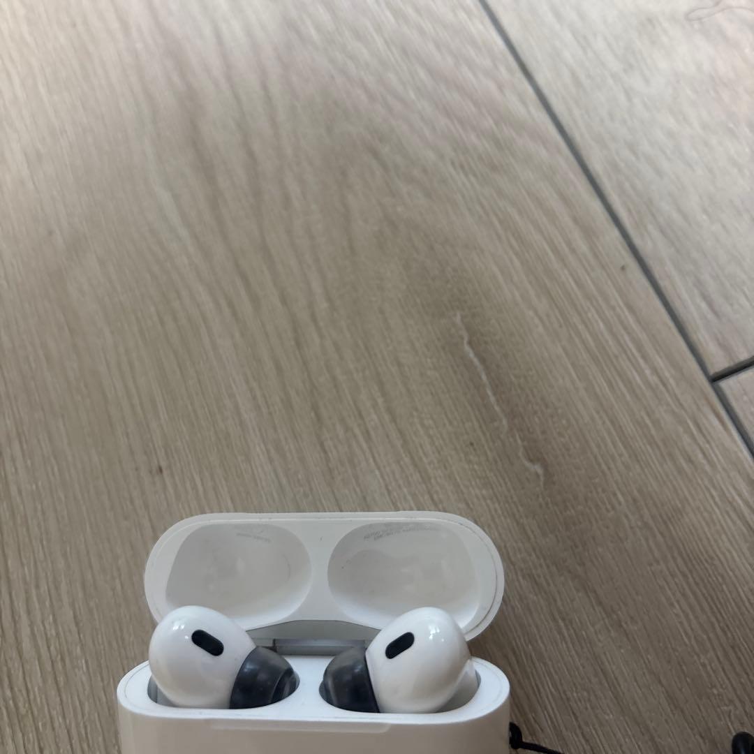 AirPods pro2 本体 ホワイト 充電ケース付き
