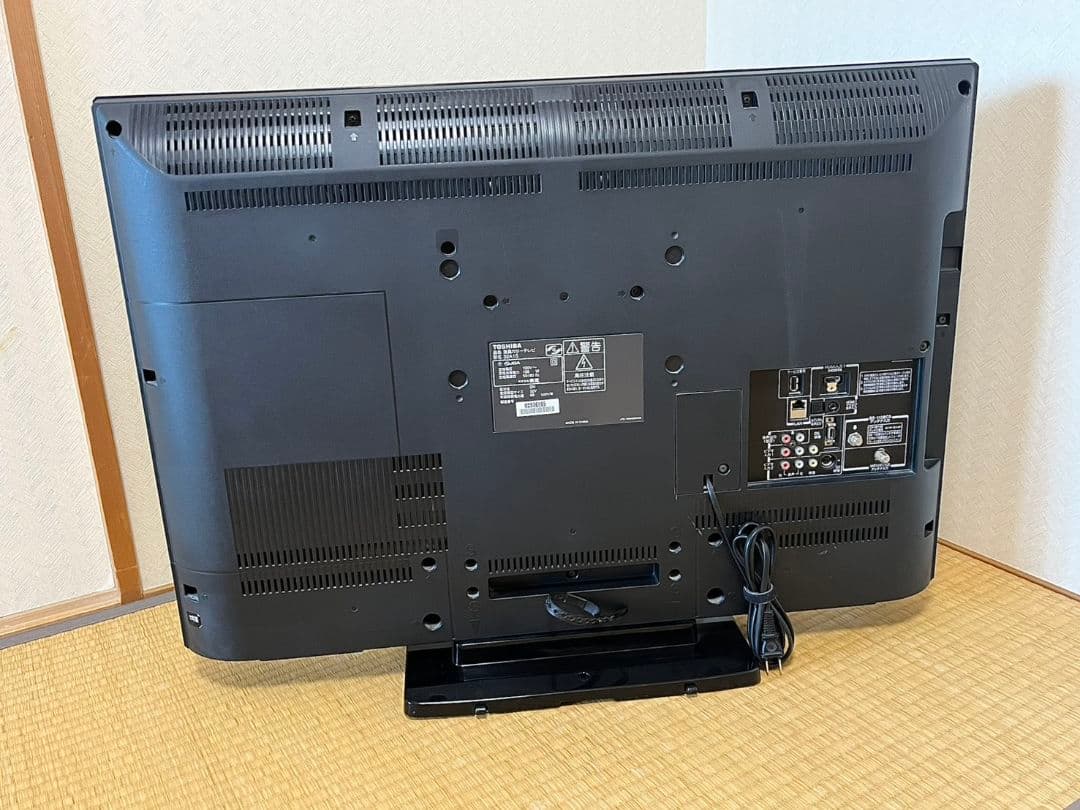 TOSHIBA REGZA 32インチ液晶テレビ
