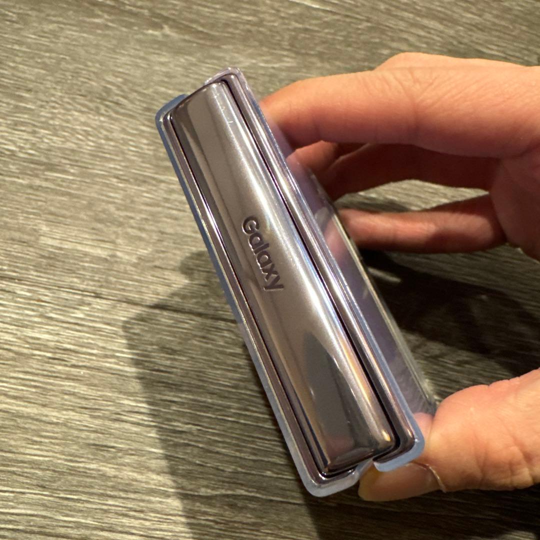 携帯電話本体 GALAXY z flip4 128GB