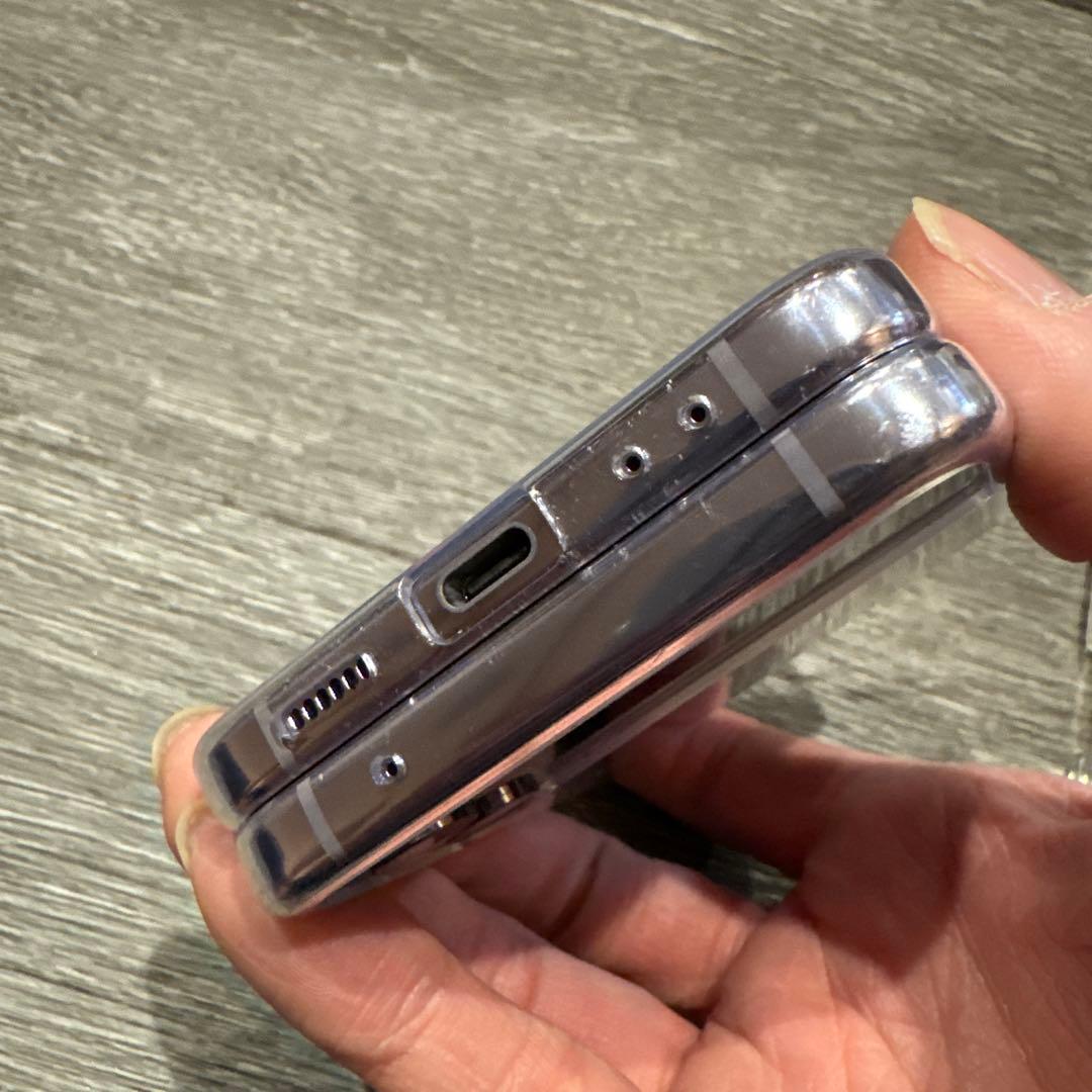 携帯電話本体 GALAXY z flip4 128GB