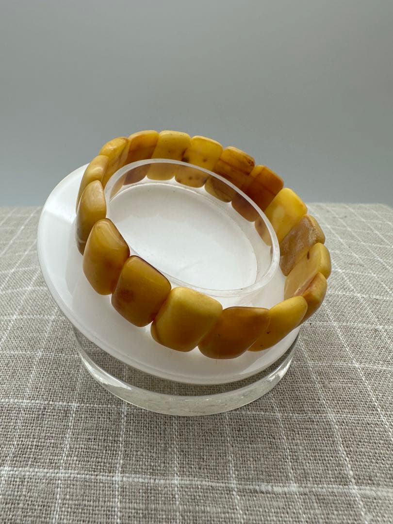 ☆天然☆ バルト海産　天然アンバー 琥珀 蜜蝋 ブレスレットフリーサイズ 美品
