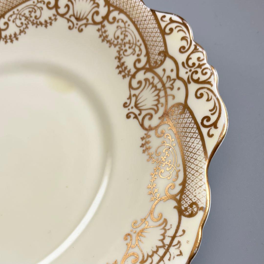 英国製アンティーク　CROWN STAFFORDSHIRE　金彩　取手付プレート