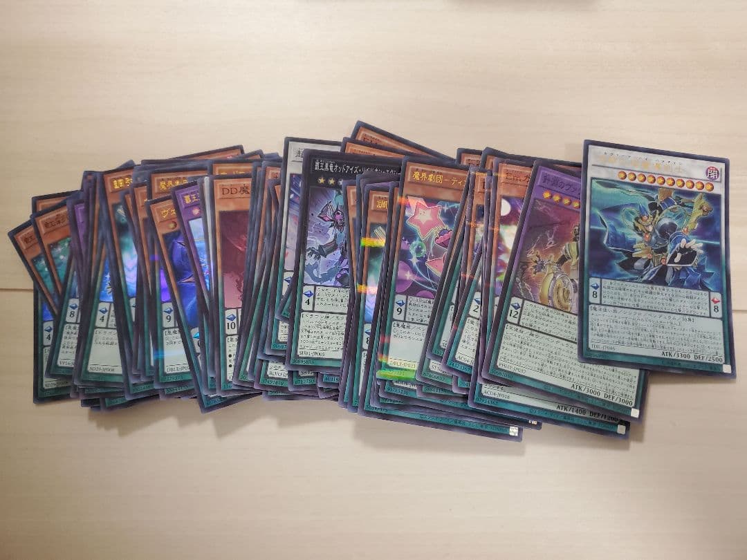 遊戯王OCG デュエルモンスターズ 3100枚(SR1000枚以上)