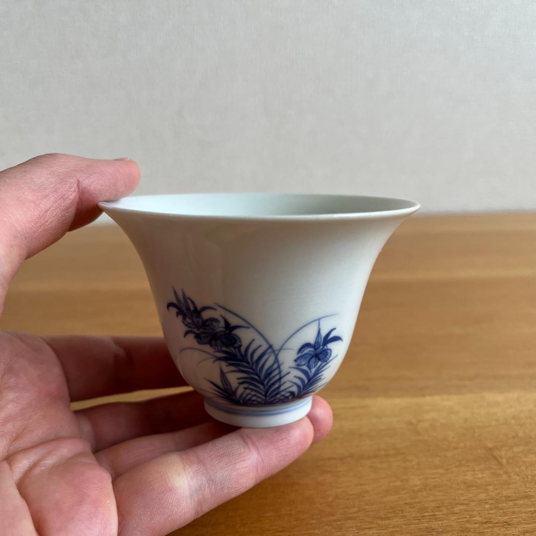 後期鍋島 草花文 猪口／向付 薄造り 97g 口部小ホツ φ9.2cm