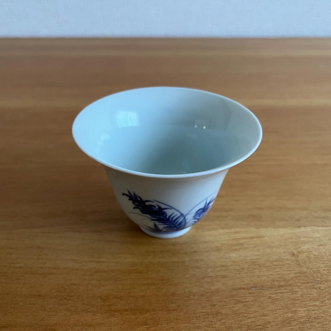 後期鍋島 草花文 猪口／向付 薄造り 97g 口部小ホツ φ9.2cm