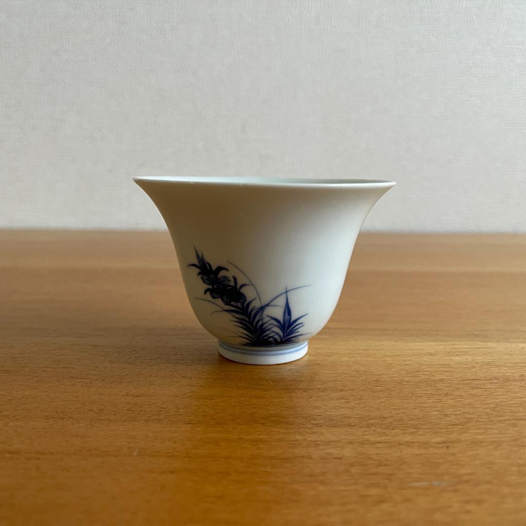 後期鍋島 草花文 猪口／向付 薄造り 97g 口部小ホツ φ9.2cm