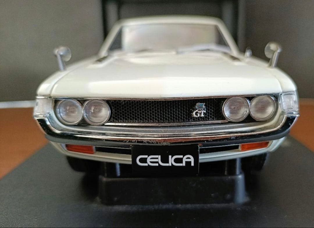 【ま】Toyota Celica 1600GT （TA22）ホワイト