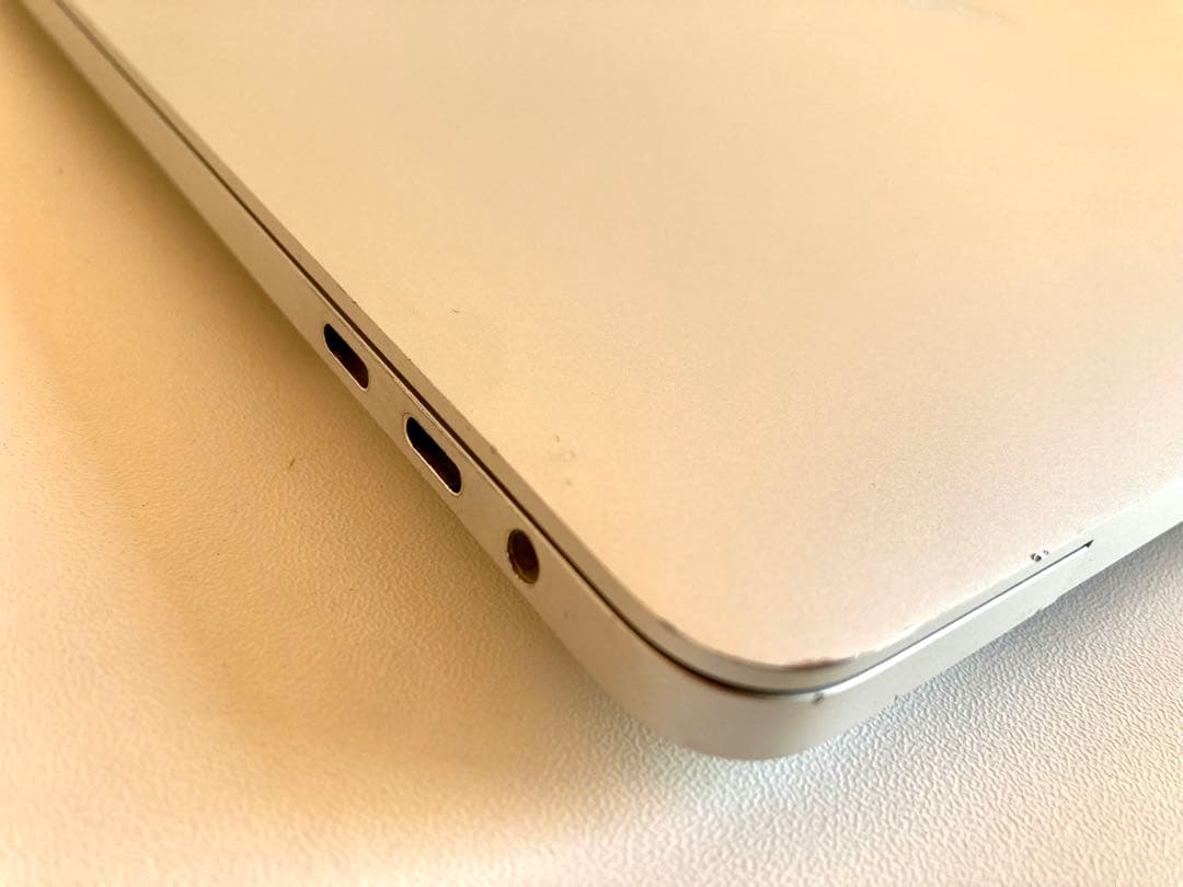 MacBook Pro 2019 /16インチ/ i9 2.4GHz 16GB