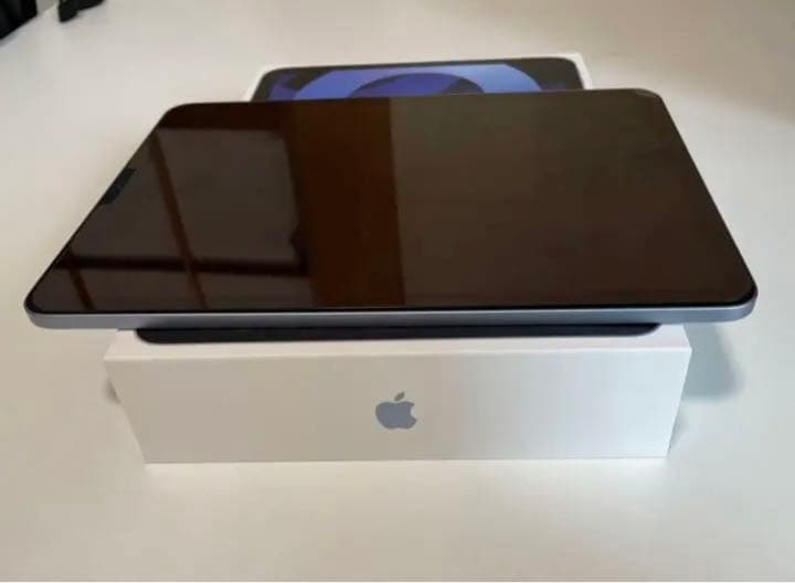 iPad Air 4 64GB wifi スカイブルー 室内使用のみ美品