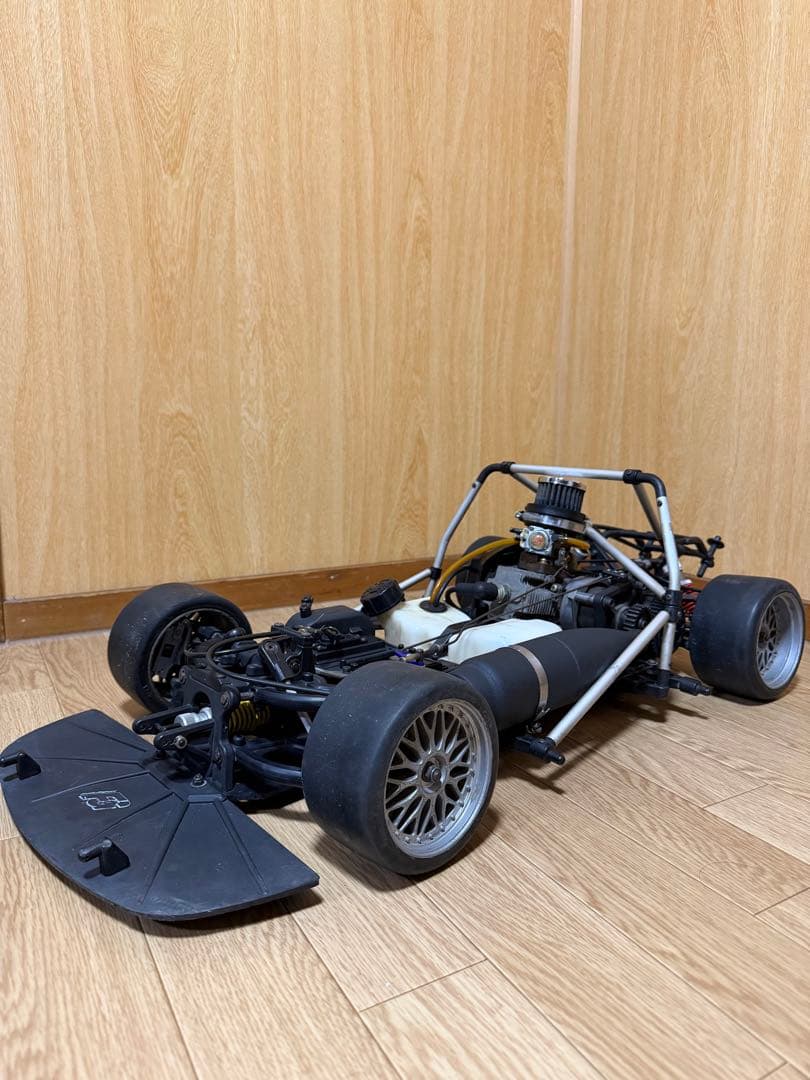 FG 1/5 Porsche GT2スケールの大型ガソリンRCカーの出品です。