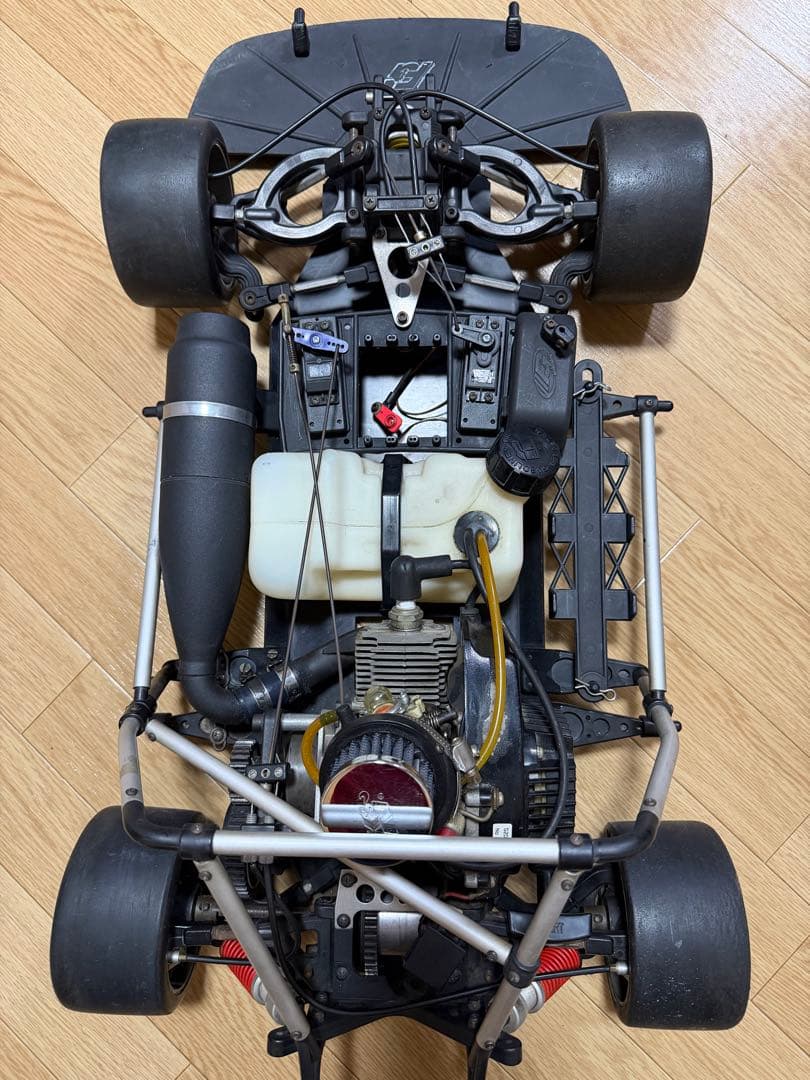 FG 1/5 Porsche GT2スケールの大型ガソリンRCカーの出品です。