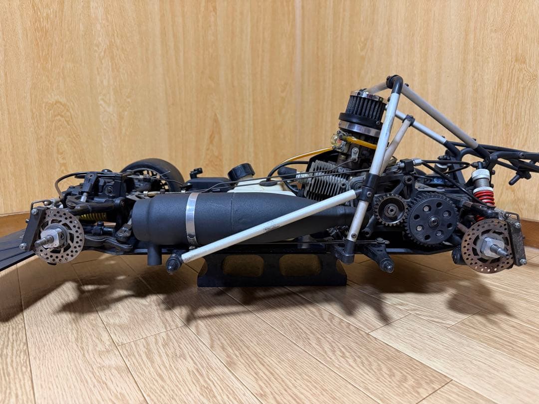 FG 1/5 Porsche GT2スケールの大型ガソリンRCカーの出品です。