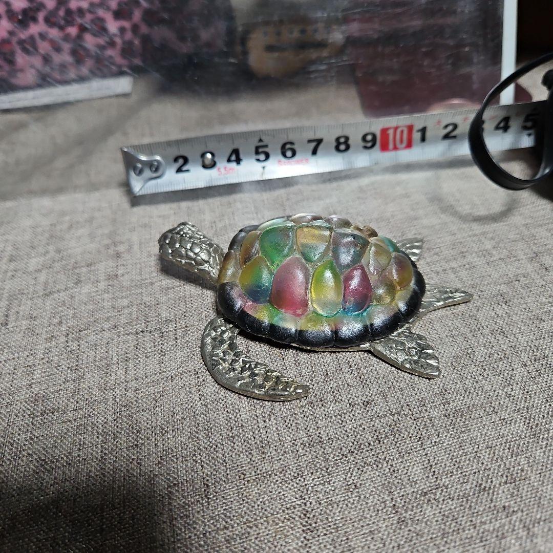 カラフルなウミガメのインテリア装飾