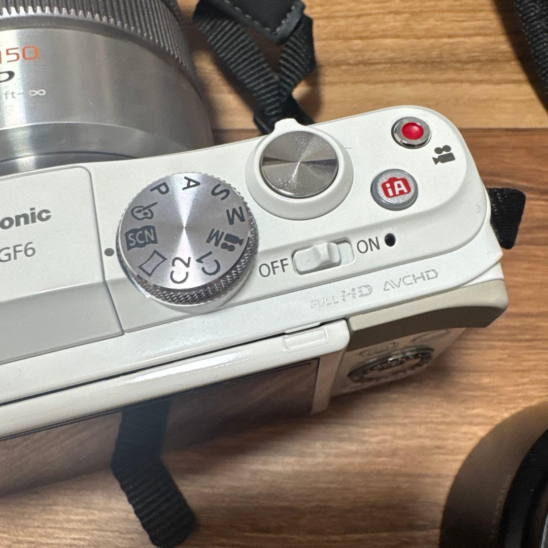 LUMIX パナソニック　DMC-GF6W