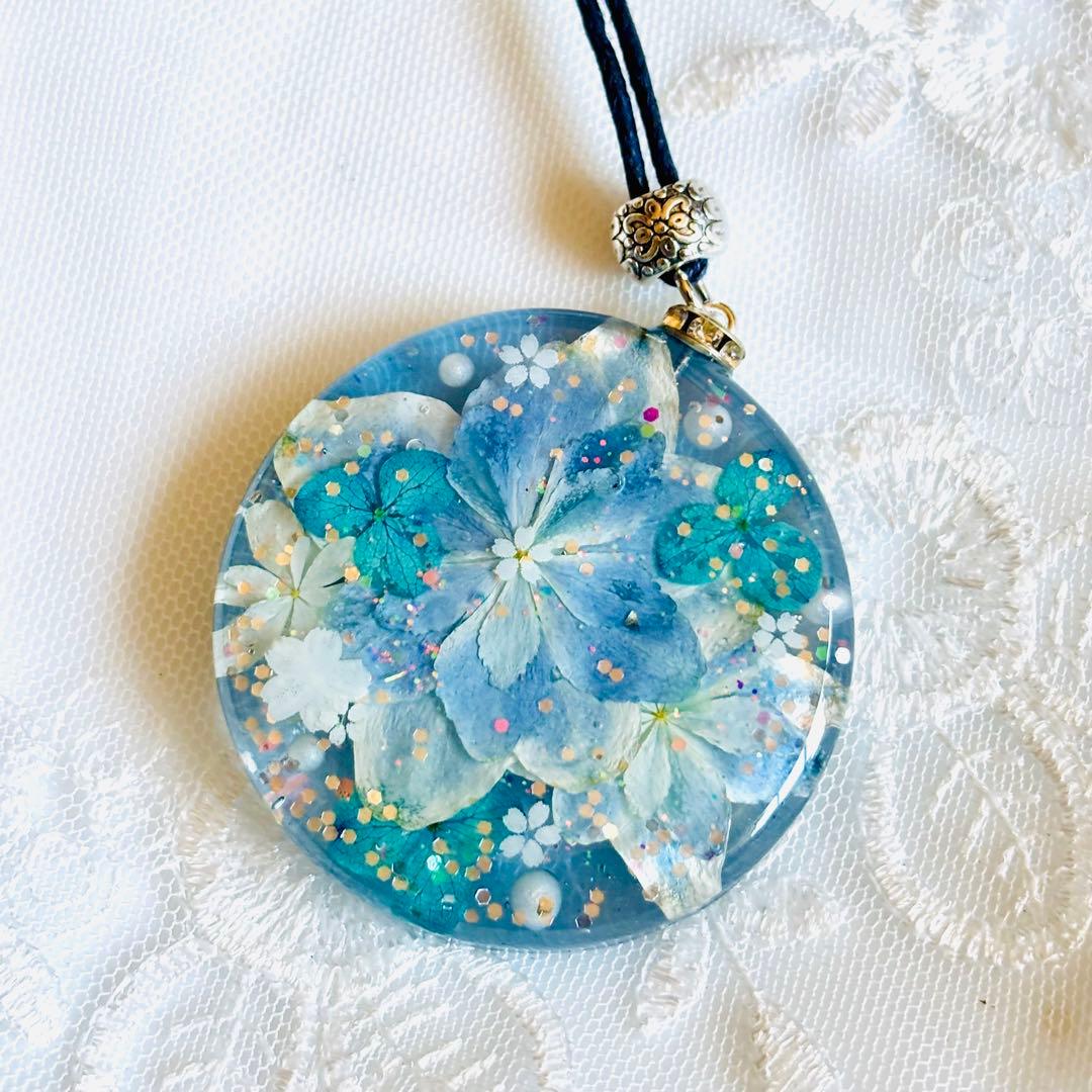 No.2078★ハンドメイド★紫陽花万華鏡☆フラワーレジンネックレス