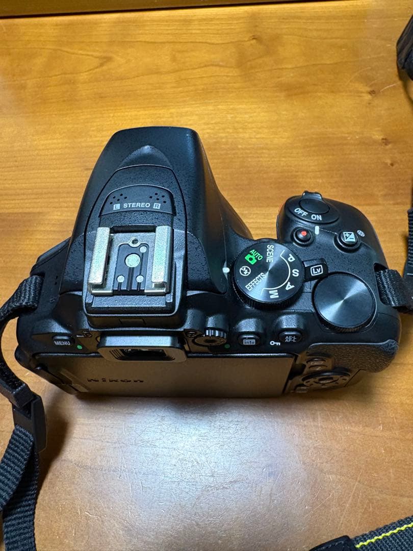 【人気】NikonD5600 単焦レンズとカメラバック付き