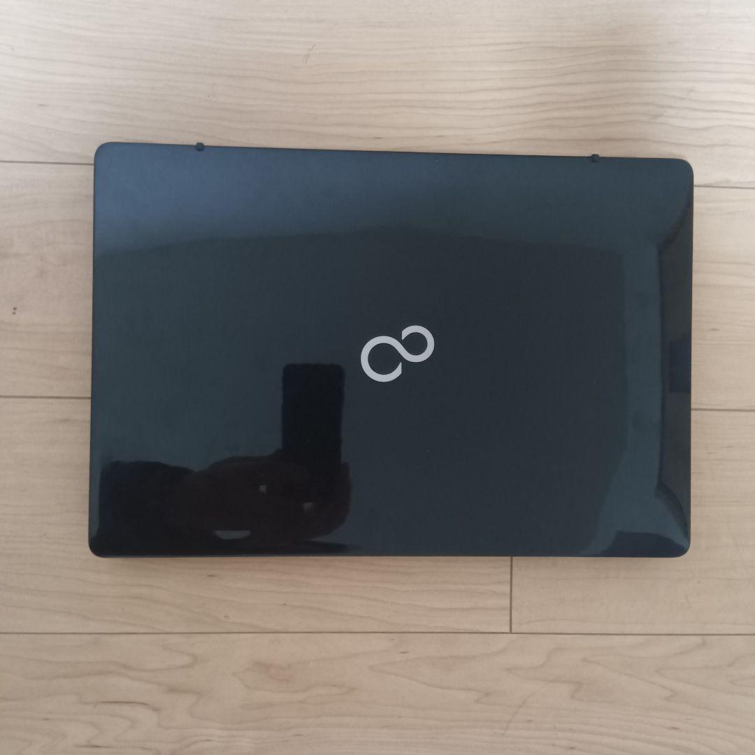 中古PC 富士通 AH77/B1 i7/16GB タッチパネル Win11