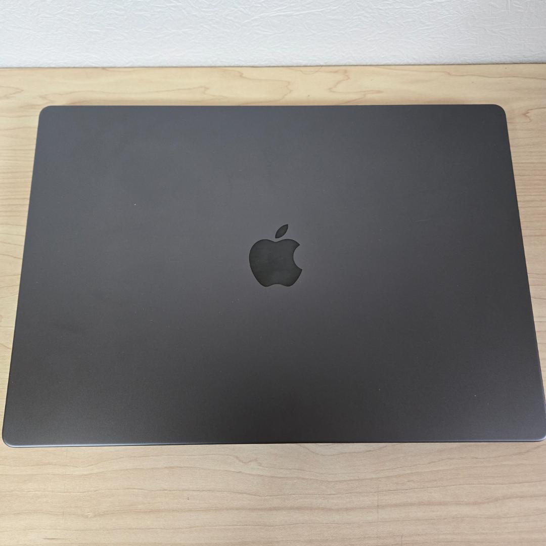 【美品】MacBook Pro 16インチ M4 Max 128GB 8TB