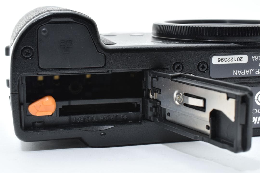 ■ 美品 ■ ニコン　Nikon COOLPIX P6000